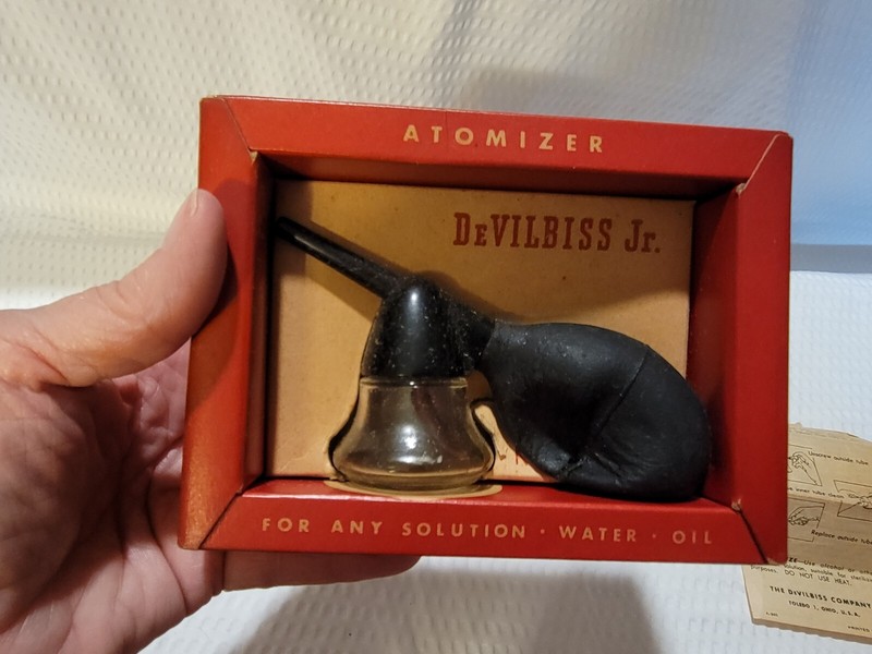 Vintage Devilbiss Jr. Atomizer No 182 Collectable with Box Instructions gallery