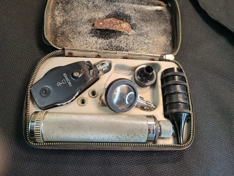 Vintage Propper Otoscope Set with Case