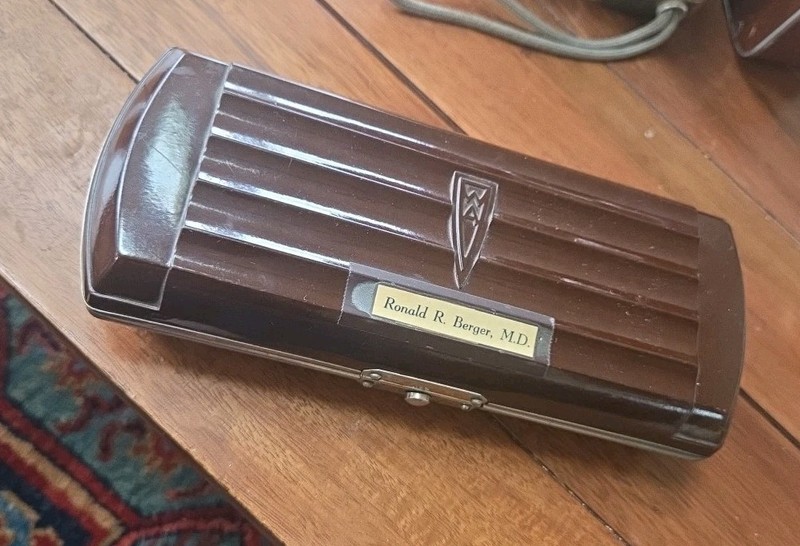 Vintag Welch Allyn Ophthalmoscope Set in Bakelite Case
