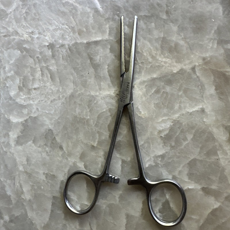 Lot Of 3 Vintage Medical Tools Stainless Tweezers, Hemostatic Forceps, Diss Scis gallery