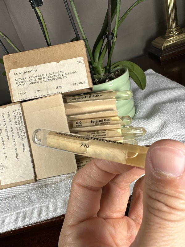 Vintage 1961 Box of 12 NEW Gut Absorbable Sutures 18in RARE Collectible gallery
