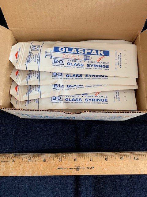 VTG Becton-Dickenson B-D 1/2 cc Glaspak Disposable Glass Syringe, Box of 25 NOS