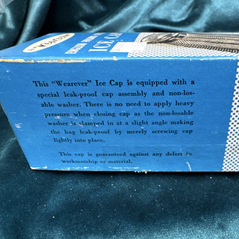 WearEver No. 152 9" Checkered English Folding Style Ice Cap w/ Box gallery