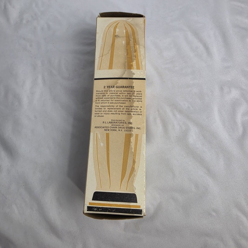 Vintage 1960's Finesse 11" Ice Cap Water Bottle Hot / Cold Original Box MCM gallery