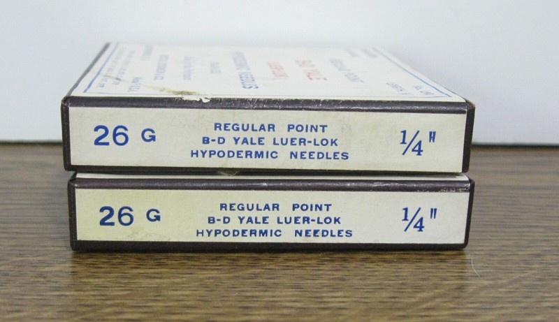 Yale B-D Luer-Lok Needles 26G 1/4" Regular Point Stainless Two Doz 24 Vintage gallery