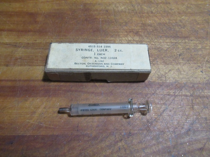 Vintage Syringe – Glass 2cc. No. N32 – 11024