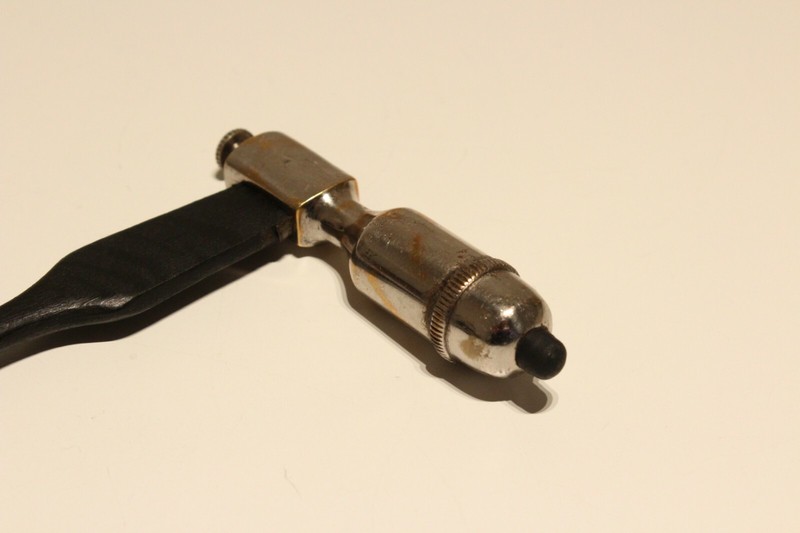 VINTAGE WW2 ERA MEDICAL DOCTORS REFLEX ORTHOPEDIC HAMMER WITH WOODEN HANDLE gallery