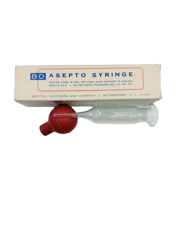 Vintage B-D Asepto Glass Syringe 1oz No 2061 w/ Box Medical Collectible