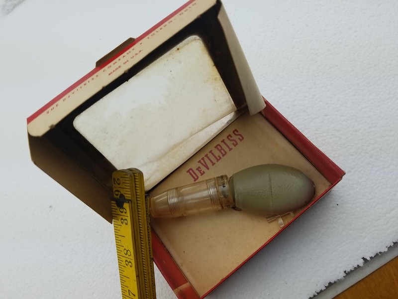 NOS OLD 1930’s DeVILBISS POCKET ATOMIZER IN ORIGINAL BOX NO. 33