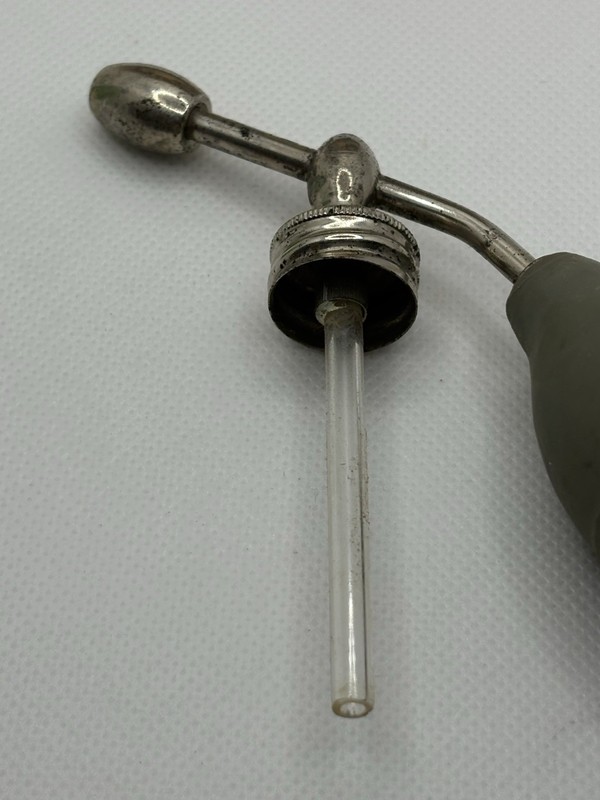 Vintage Rexall Defender Throat and Nasal Atomizer Spray Glass Bottle R-1542 gallery