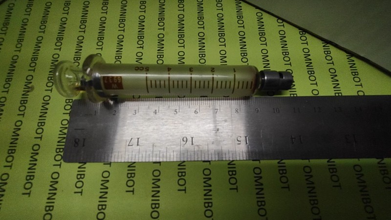 Vintage B-D YALE Glass Syringe with needle USA 5cc gallery
