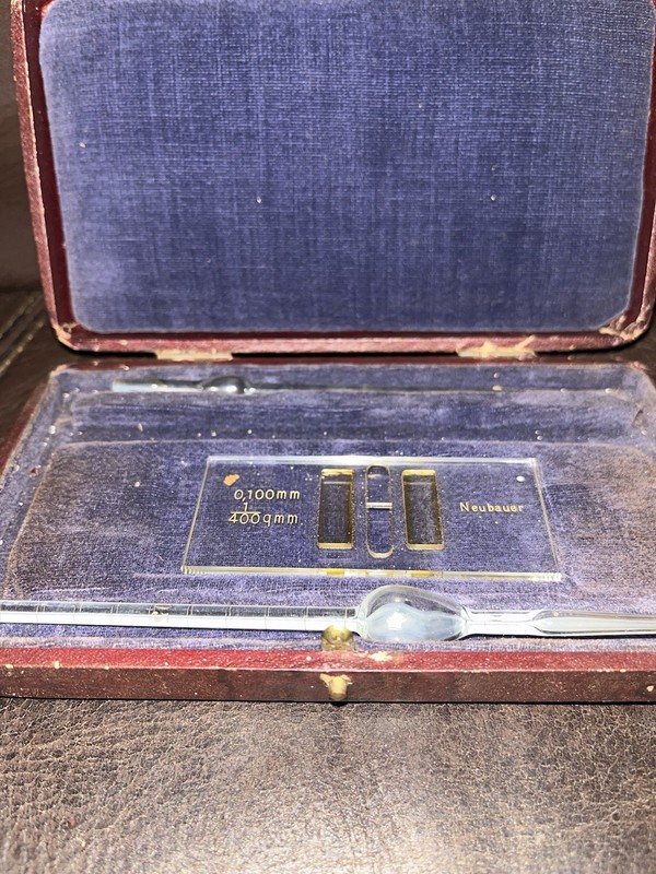 VINTAGE UNBRANDED NEUBAUER HAEMACYTOMETER MADE IN GERMANY READ