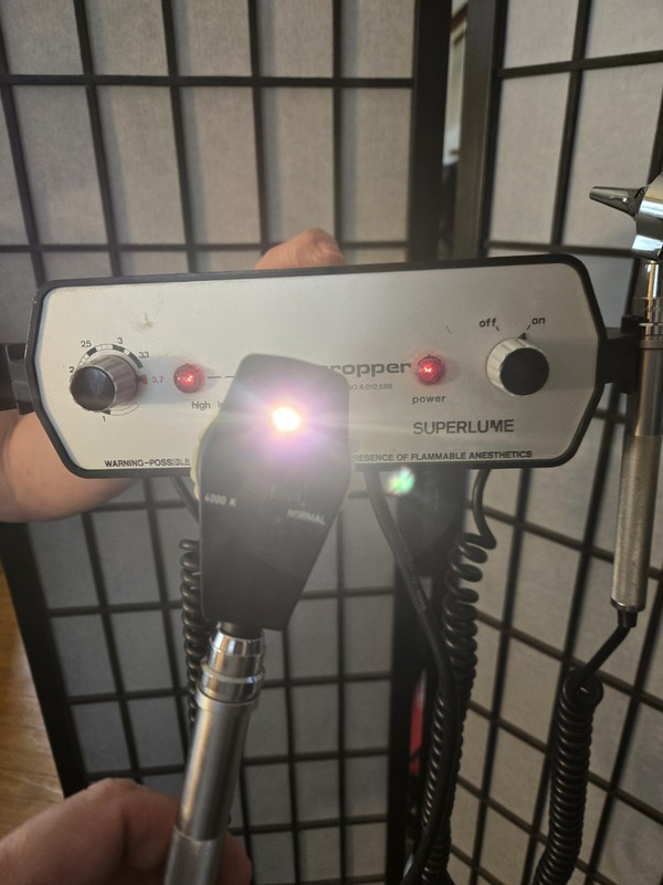 Vintage Propper EN10-S SUPERLUME Otoscope gallery