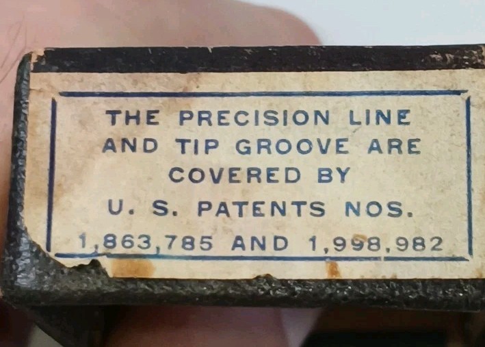 Vintage B-D Yale Glass Syringe No 2Y 2cc 221Y Resistance Glass w Box (No Needle) gallery