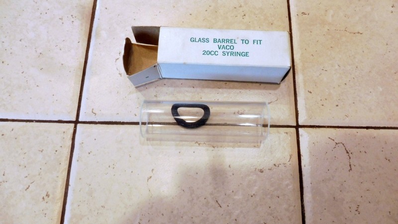 VINTAGE NOS NIB VACO 20CC GLASS SYRINGE BARREL gallery