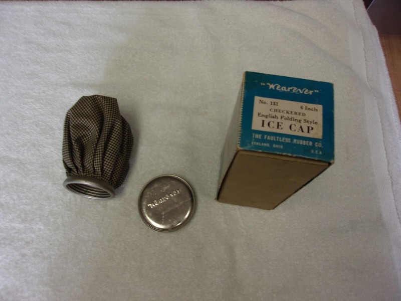 Vintage Wearever Ice Cap English Folding Style No.151 Original Box 6" Ashland,Oh gallery