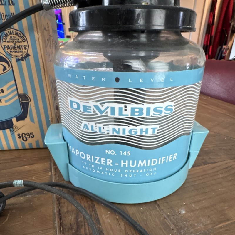 DeVilbiss Model 145 All-Night Vaporizer Humidifier Vintage Medical Device gallery