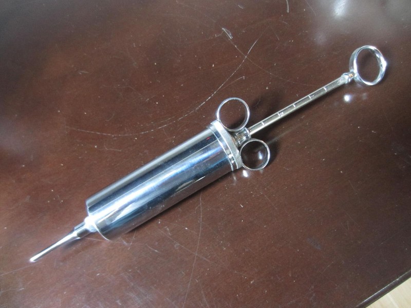 Becton Dickinson Empire 3 Oz. Metal Irrigation Syringe 50cc Dental Vet syringe
