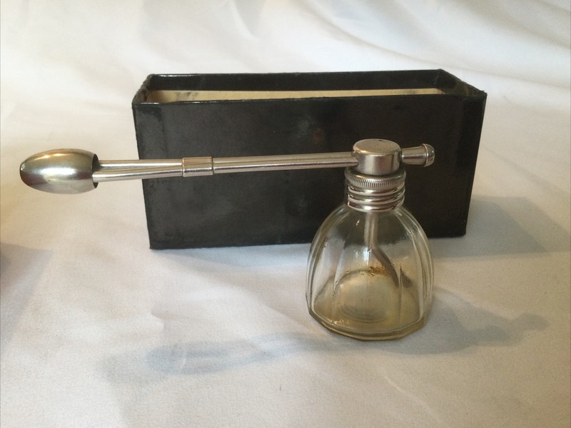 Vintage DeVilbiss Made ATLAS ATOMIZER NO. 24 Glass Spray Bottle In Box gallery