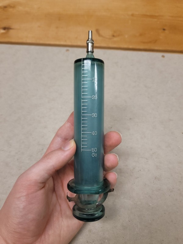 Antique 1930s VIM Emerald No 851 Medical Syringe Green Glass RARE 50CC Large gallery