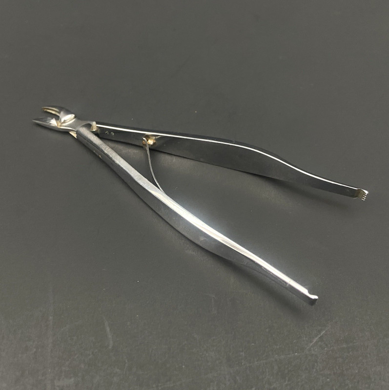 Vtg Aesculap Surgical Bone Cutting Forceps Snips Ronguers Tool 40s-70s Chrome 5″