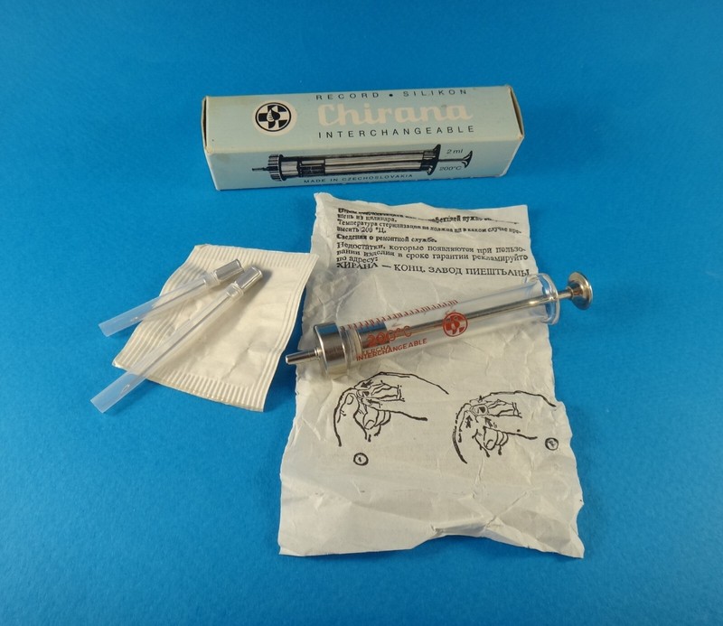 Vintage Glass Syringe Luer 2ml Interchangeable Chirana Czechoslovakia in Box gallery