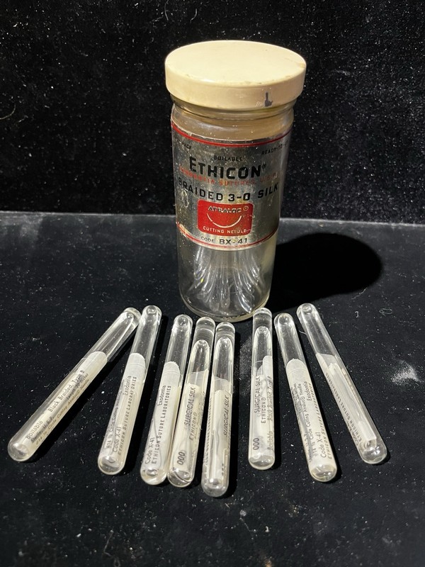 VTG Rare Medical Collectible Ethicon Sutures in Jar BX-41