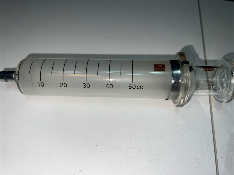 Vintage Becton, Dickinson & Co. 50cc B-D YALE Glass Syringe A182 W Metal Band