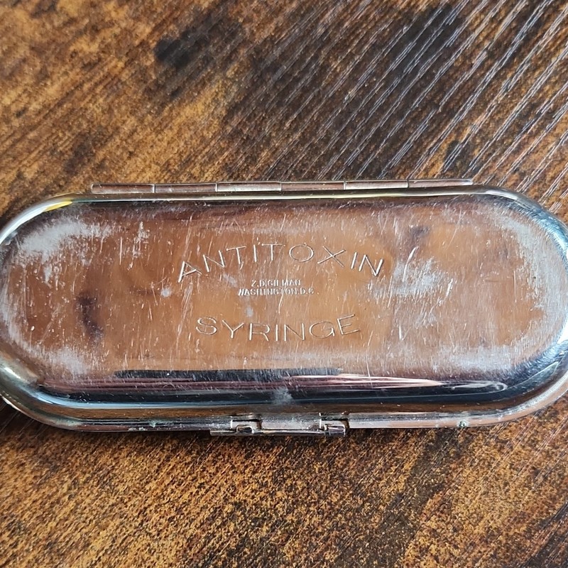 VERY RARE Antitoxin Syringe Metal Case Medical Device Z. D. Gilman Washington DC