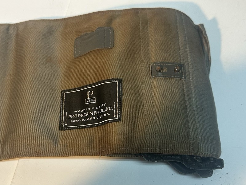 Vintage Propper Military Sphygmomanometer Blood Pressure Cuff (11) gallery