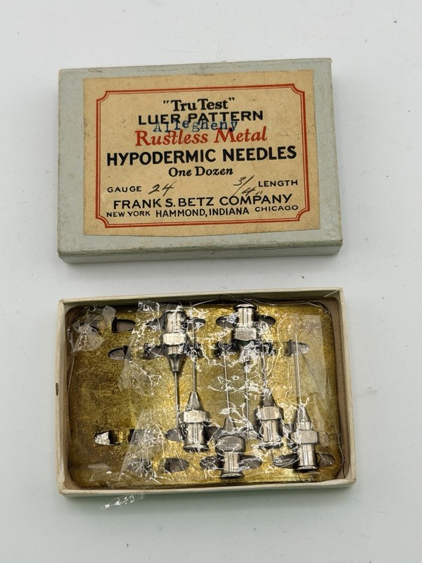 Vintage Tru Test Luer Hypodermic Needles 24 Gauge 3/4” Frank S Betz Medical Set