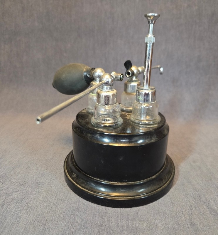 Antique Devilbiss Medicine Dentist Atomizer Set with Bakelite Holder gallery