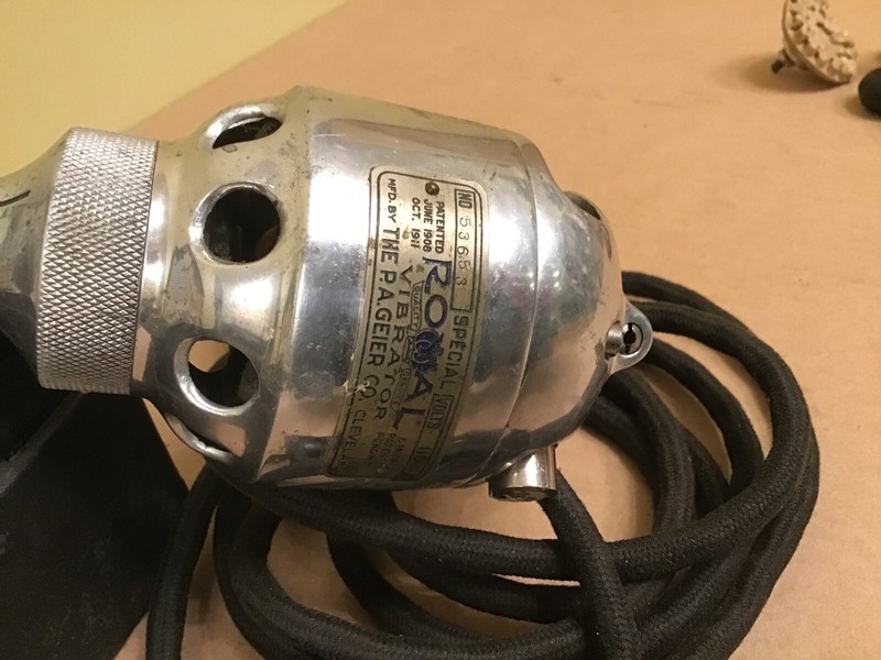 Vintage 1920’s 30’s Royal Electric Vibrator w/Massagers Box Working Stage Prop gallery