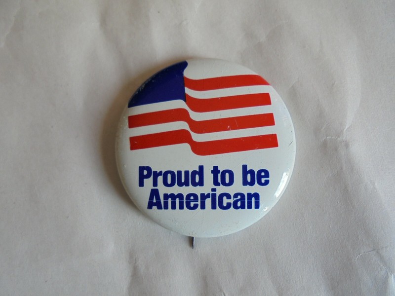 Vintage 1980 American Edwards Laboratories Heart Valves Proud America Pinback
