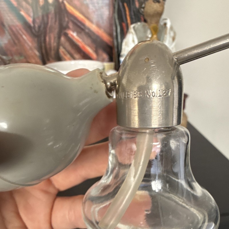 DeVilbiss No. 121 Medical Atomizer Bulb Glass Vintage gallery