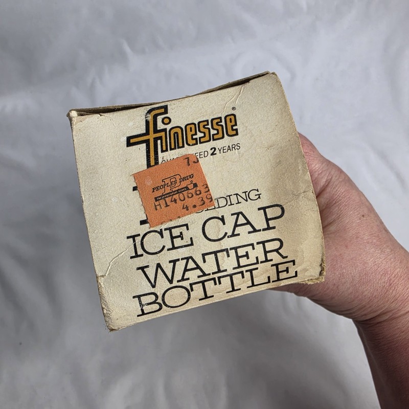 Vintage 1960's Finesse 11" Ice Cap Water Bottle Hot / Cold Original Box MCM gallery