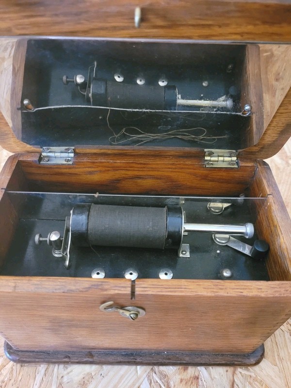 Medical Quack Device Vintage Medical Induction Shocking Tool Antique Wood Box