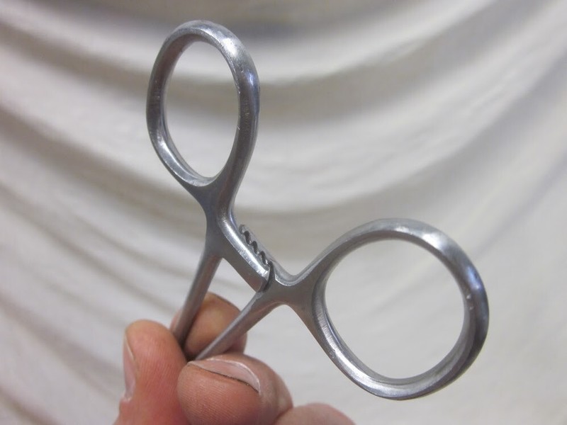 S.S. Pakistan Surgical Stainless Steel Surgical Locking Forceps Instrument gallery