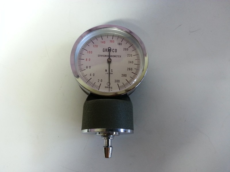 Vintage GRAFCO JAPAN CARDIO SPHYGMOMANOMETER GAUGE ONLY sphygmomanometer
