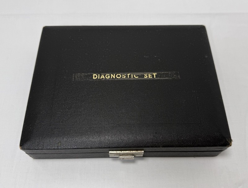 VINTAGE GOWLLANDS OTOSCOPE OPHTHALMOSCOPE DIAGNOSTIC SET MEDICAL INSTRUMENTS