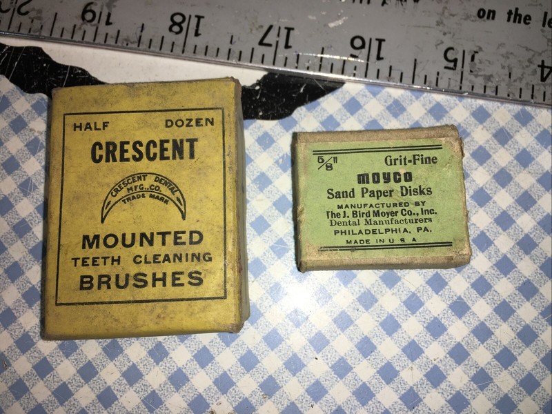 Box’s Crescent Polishing Brushes With 5 Brush & Moyco Sand Paper Disks Unopened