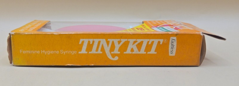 RARE VTG 70s Faultless Tiny Kit Douche 1 Syringe 16oz Original Box & Carry Bag gallery
