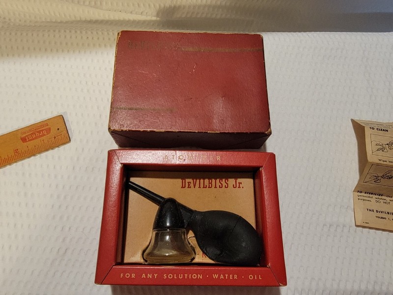 Vintage Devilbiss Jr. Atomizer No 182 Collectable with Box Instructions