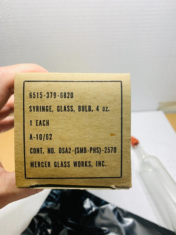 CASE (6) 1960's MERCER Glass Works 4 oz Glass Bulb Syringes NOS NIB gallery