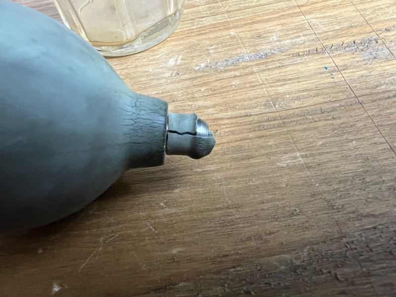 VINTAGE ANTIQUE PERFUME? Atomizer WITH UNATTACHED BULB AS SHOWN UNBRANDED? BOX gallery