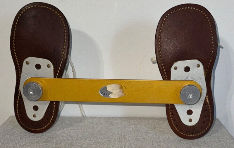 VTG Child’s Orthopedic Foot Corrective Bar Device Leather Shoes Tarso Medius gallery