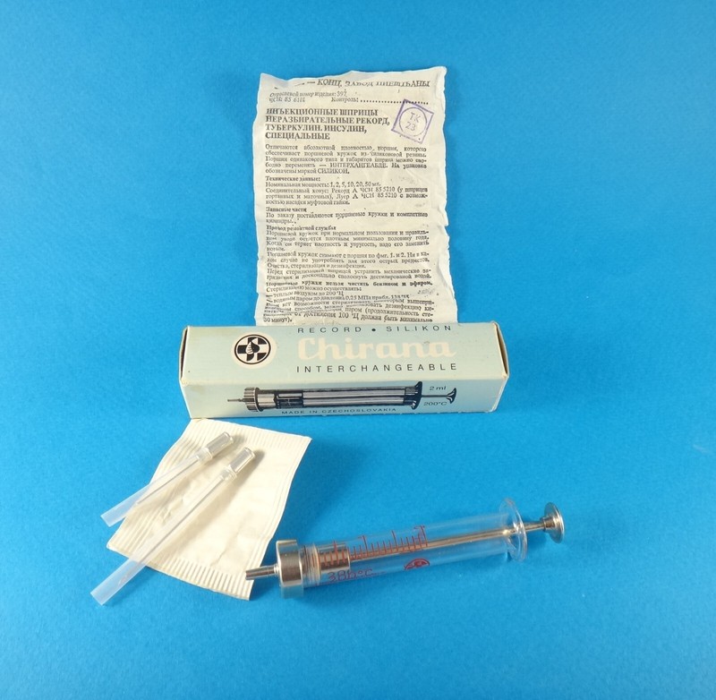 Vintage Glass Syringe Luer 2ml Interchangeable Chirana Czechoslovakia in Box gallery