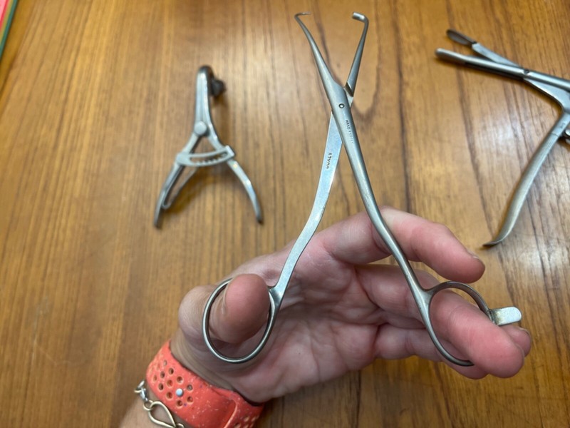 LOT Vtg Medical Stainless Steel Crown Marking Clamps Scissors gallery