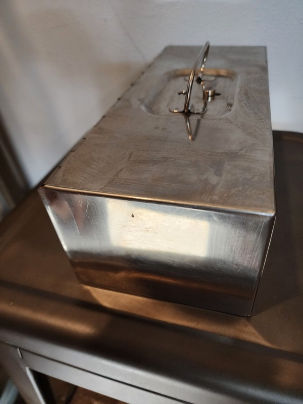 VINTAGE LIFELINE HETHERINGTON TECHNIQUE STERILIZATION SYRINGE HOLDER MEDICAL Box gallery