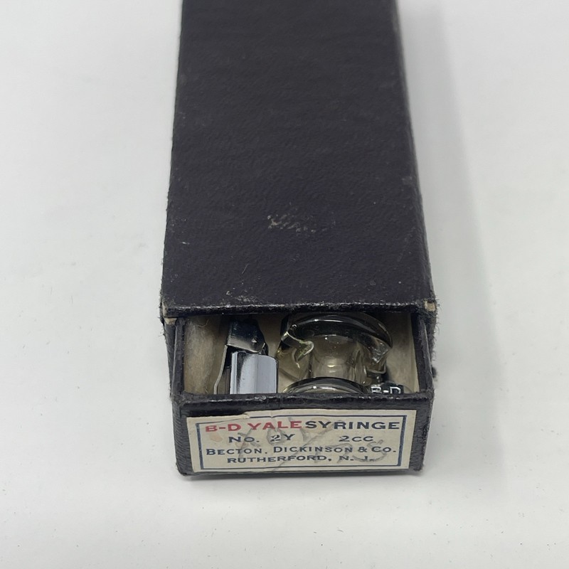 Antique BD Yale Glass Syringe 2cc Becton Dickinson Original Box 1930s Medical gallery